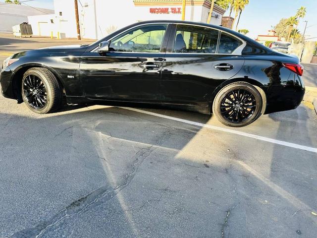 Photo of 2018 Black INFINITI Q50