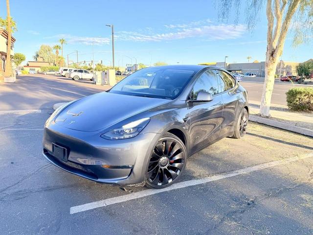Photo of 2022 Gray Tesla Model Y