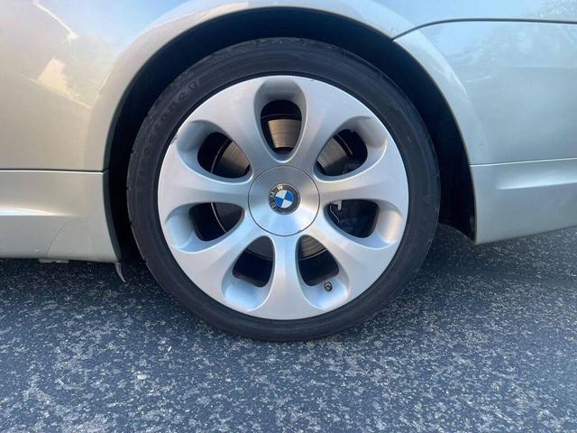 Photo of 2007 Silver BMW 650