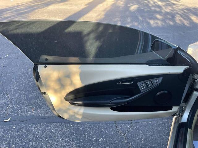 Photo of 2007 Silver BMW 650