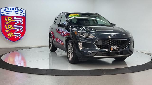 Photo of 2022 STONE BLUE METALLIC Ford Escape
