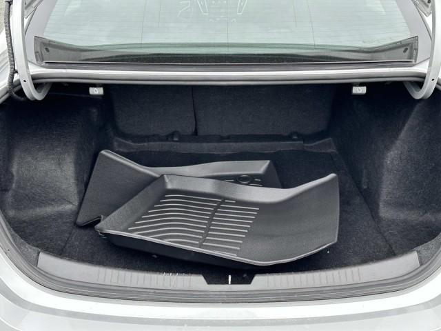 Photo of 2022 Silver Ice Metallic Chevrolet Malibu