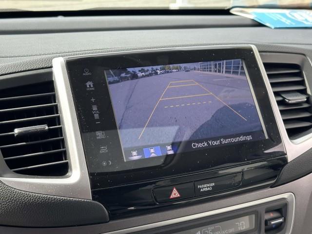 Photo of 2017 Modern Steel Metallic Honda Pilot