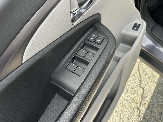 Photo of 2017 Modern Steel Metallic Honda Pilot