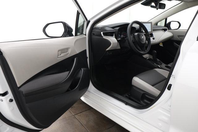 Photo of 2025 Wind Chill Pearl Toyota Corolla