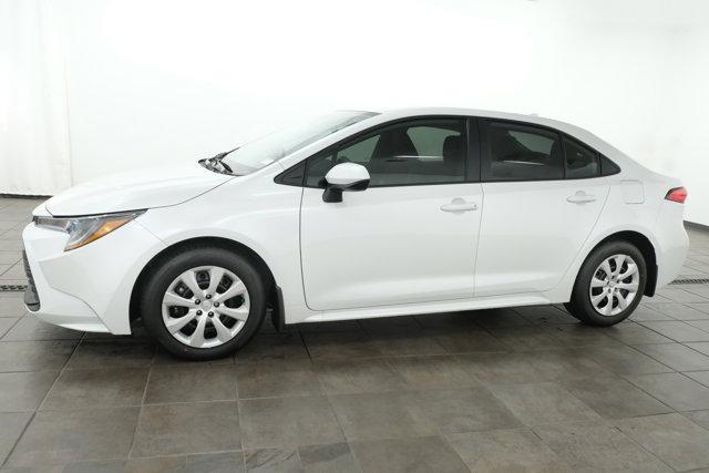 Photo of 2025 Wind Chill Pearl Toyota Corolla