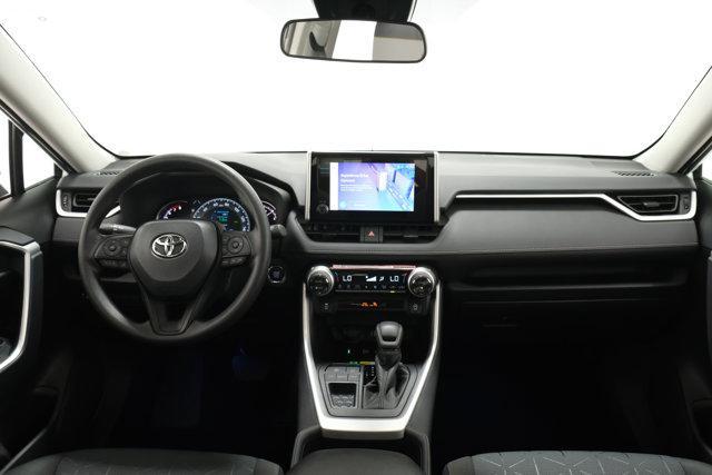 Photo of 2025 Ice Cap Toyota RAV4