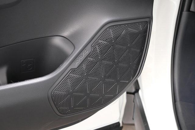 Photo of 2025 Ice Cap Toyota RAV4