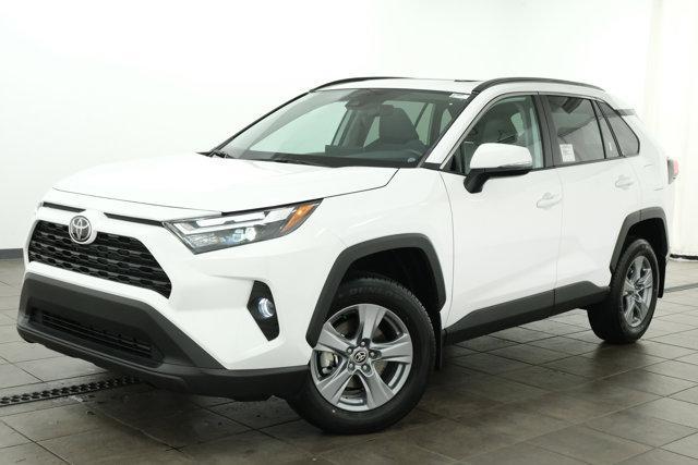 Photo of 2025 Ice Cap Toyota RAV4