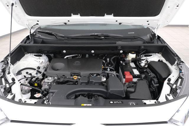 Photo of 2025 Ice Cap Toyota RAV4