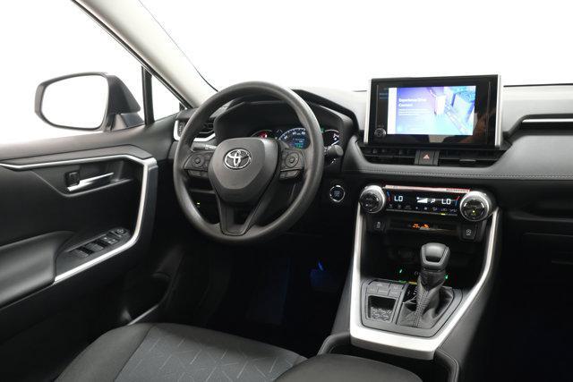 Photo of 2025 Ice Cap Toyota RAV4