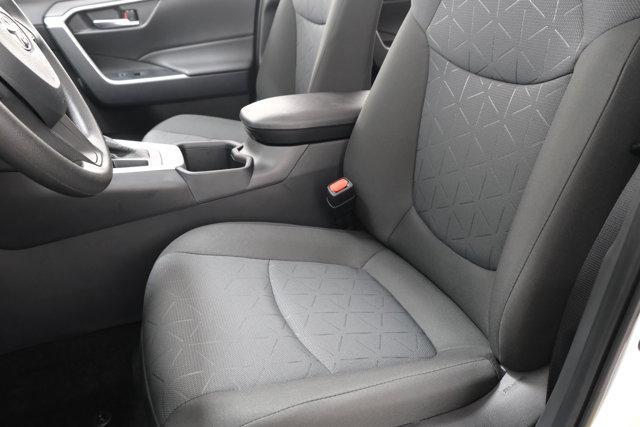 Photo of 2025 Ice Cap Toyota RAV4