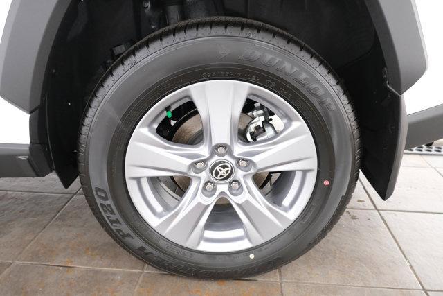 Photo of 2025 Ice Cap Toyota RAV4