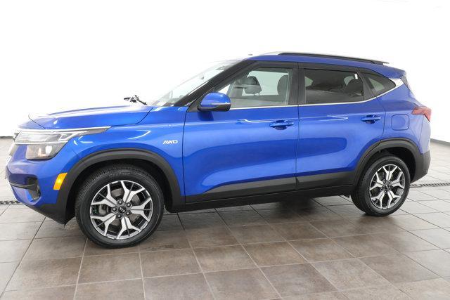 Photo of 2021 Neptune Blue Kia Seltos
