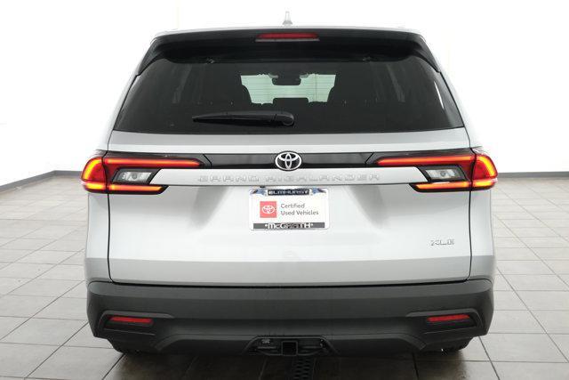 Photo of 2025 Celestial Silver Metallic Toyota Grand Highlander