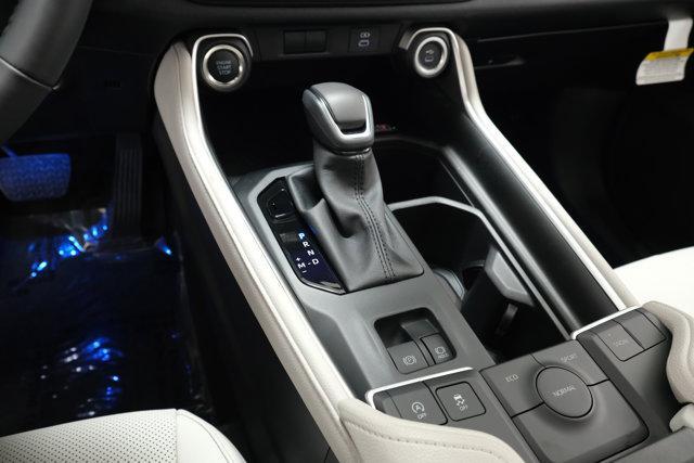 Photo of 2025 Ruby Flare Pearl Toyota Grand Highlander