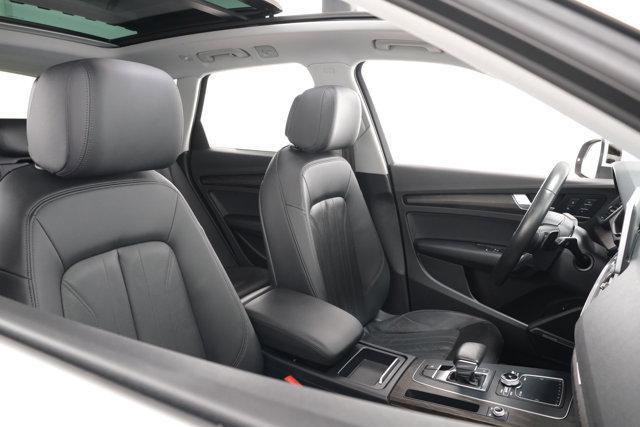Photo of 2018 Silver Metallic Audi Q5