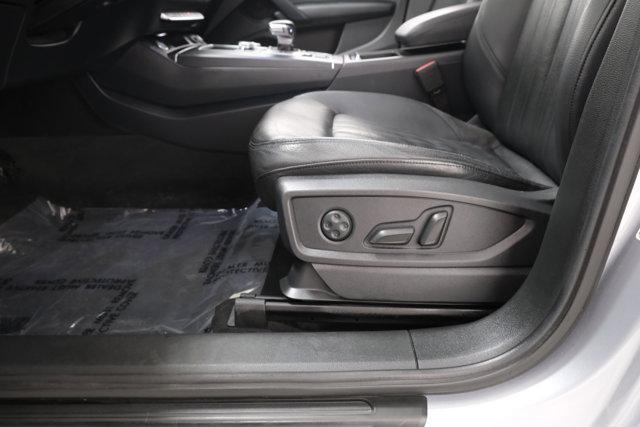 Photo of 2018 Silver Metallic Audi Q5