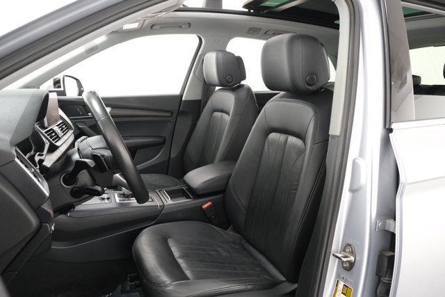 Photo of 2018 Silver Metallic Audi Q5