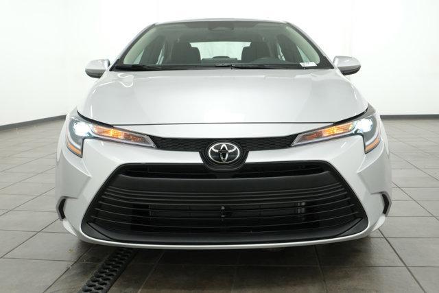 Photo of 2025 Classic Silver Metallic Toyota Corolla