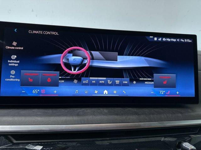 Photo of 2026 Manhattan Green Metallic BMW X5 PHEV