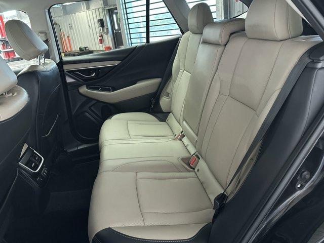 Photo of 2022 Crystal Black Silica Subaru Outback
