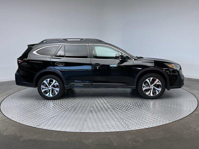 Photo of 2022 Crystal Black Silica Subaru Outback