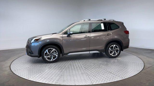 Photo of 2023 Brilliant Bronze Metallic Subaru Forester