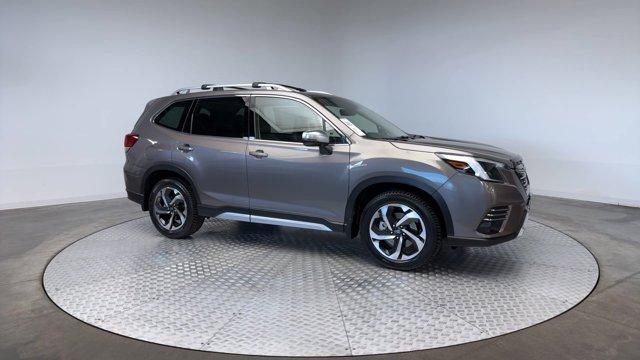 Photo of 2023 Brilliant Bronze Metallic Subaru Forester
