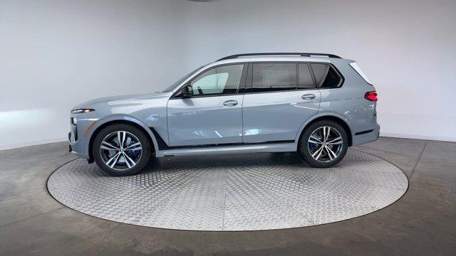 Photo of 2026 Gray Metallic BMW X7