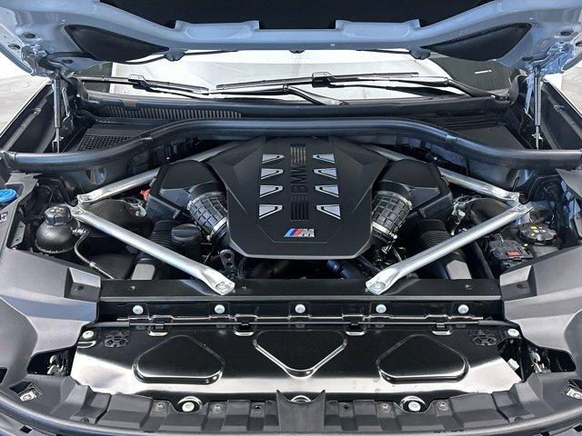 Photo of 2026 Gray Metallic BMW X7