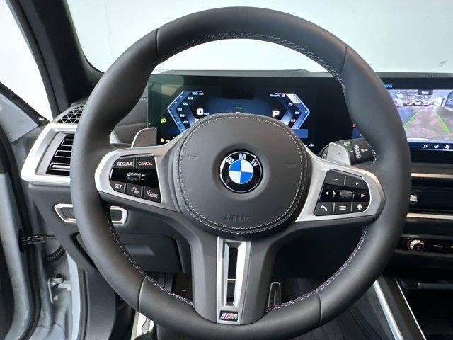 Photo of 2026 Gray Metallic BMW X7
