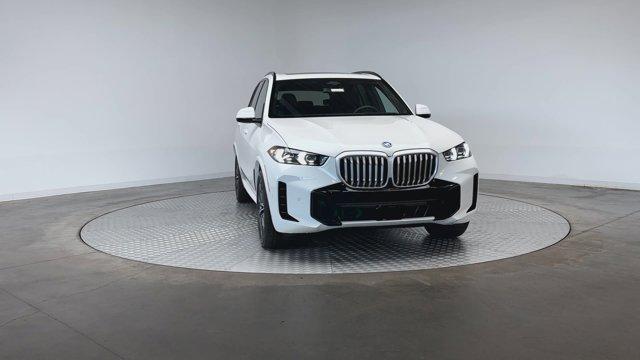 Photo of 2026 Alpine White BMW X5 PHEV