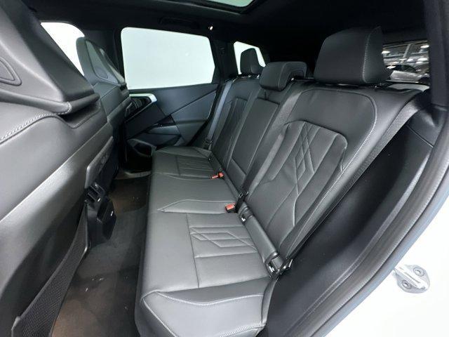 Photo of 2025 Alpine White BMW X3