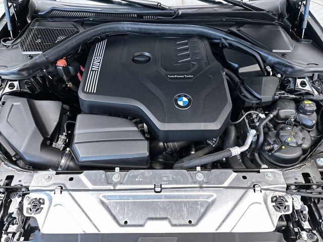 Photo of 2022 Black Sapphire Metallic BMW 330