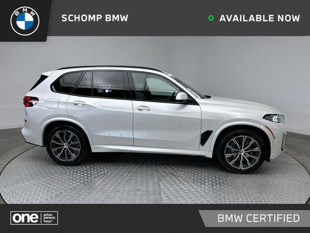 Photo of 2025 Mineral White Metallic BMW X5