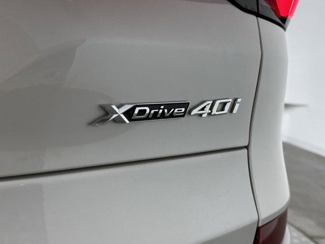 Photo of 2025 Mineral White Metallic BMW X5