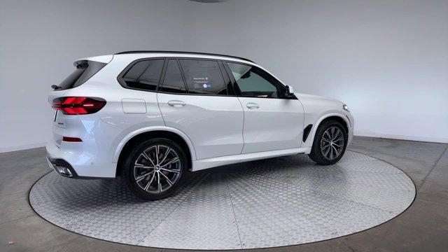 Photo of 2025 Mineral White Metallic BMW X5