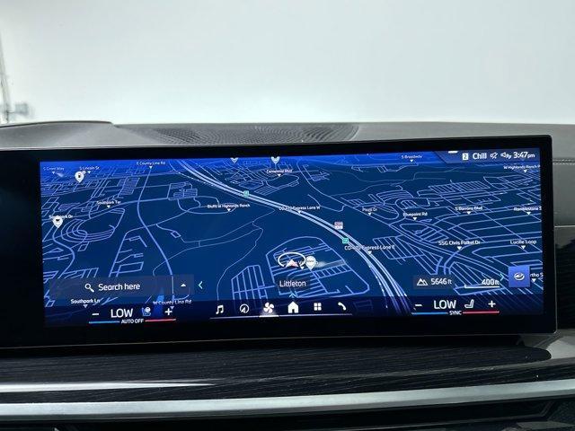 Photo of 2025 Mineral White Metallic BMW X5