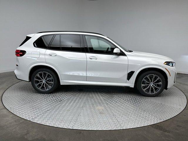 Photo of 2026 Alpine White BMW X5