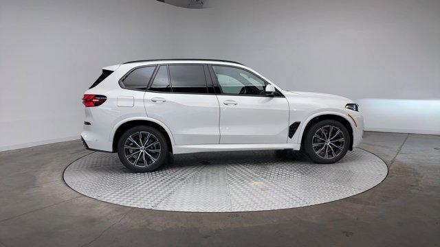 Photo of 2026 Alpine White BMW X5