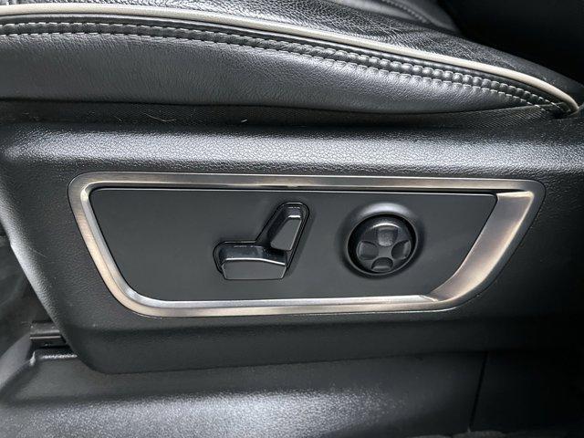 Photo of 2020 Patriot Blue Pearlcoat RAM 1500