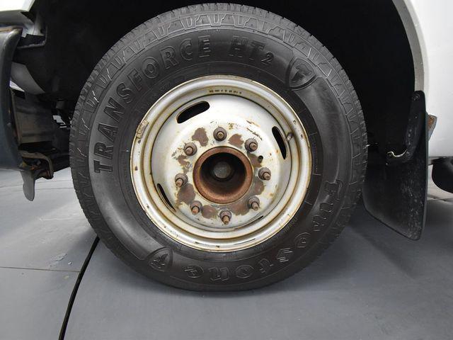 Photo of 2015 OXFORD WHITE Ford F-350