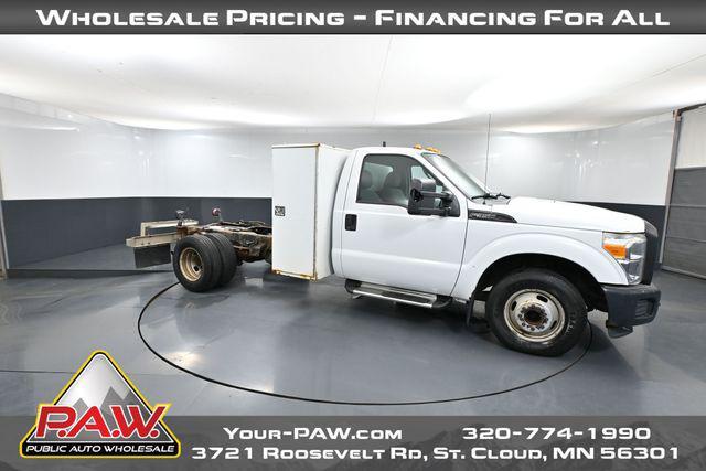 Photo of 2015 OXFORD WHITE Ford F-350