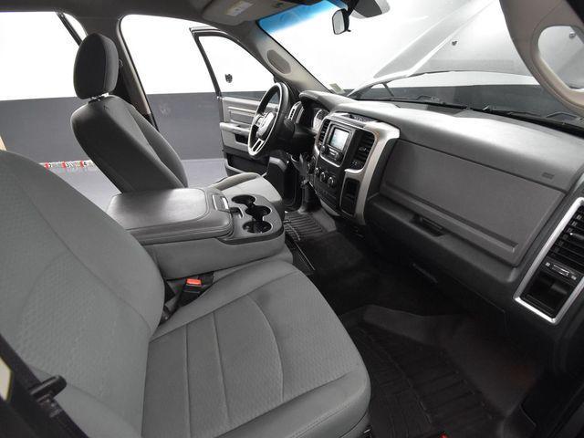 Photo of 2017 Granite Crystal Metallic Clearcoat RAM 1500
