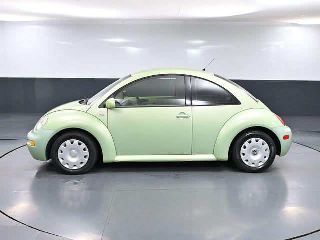 Photo of 2002 Green Metallic Volkswagen New Beetle