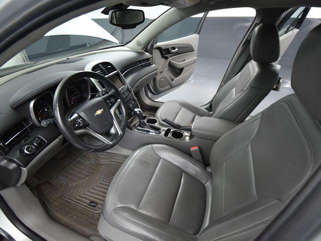 Photo of 2014 Silver Ice Metallic Chevrolet Malibu