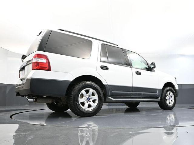 Photo of 2015 OXFORD WHITE Ford Expedition