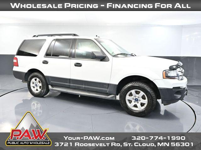 Photo of 2015 OXFORD WHITE Ford Expedition