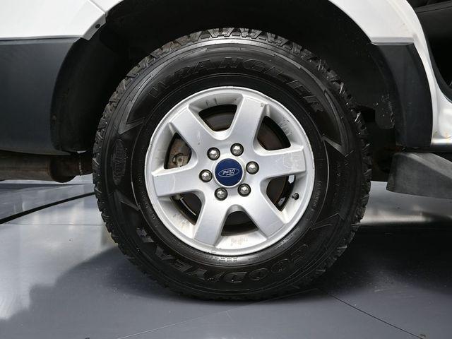 Photo of 2015 OXFORD WHITE Ford Expedition